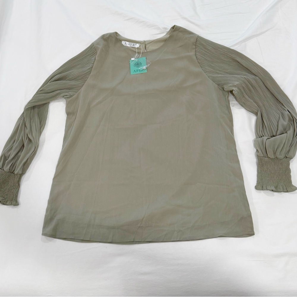 AFRM Women's Blouse with Pleated Sleeves - Sage